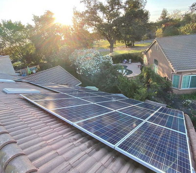 Instalaci�n de placas solares comunidad de vecinos y propietarios en Madrid