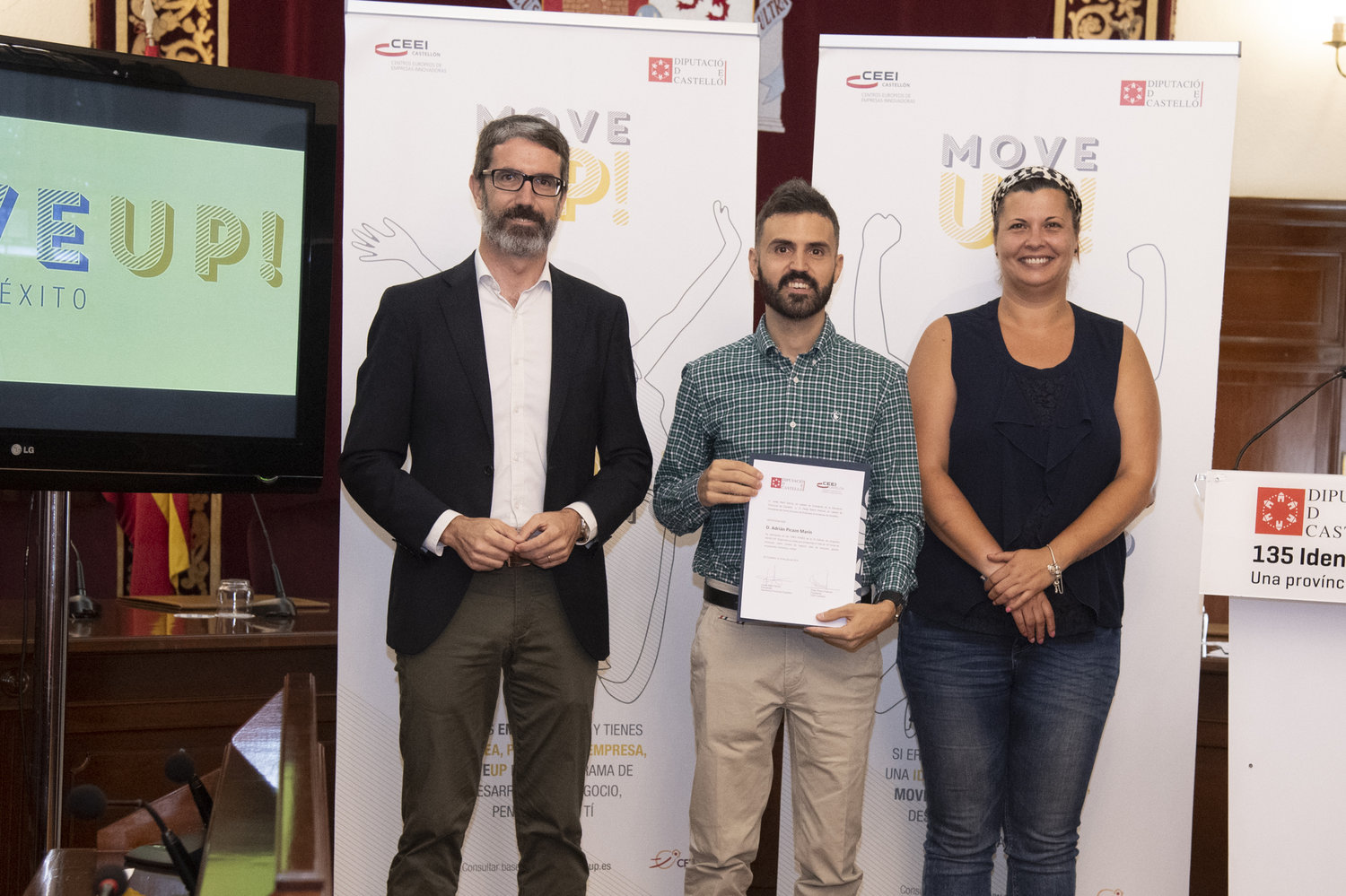 Acto entrega de premios y diplomas MOVE UP! emprende con �xito 2019 (9)[;;;][;;;]