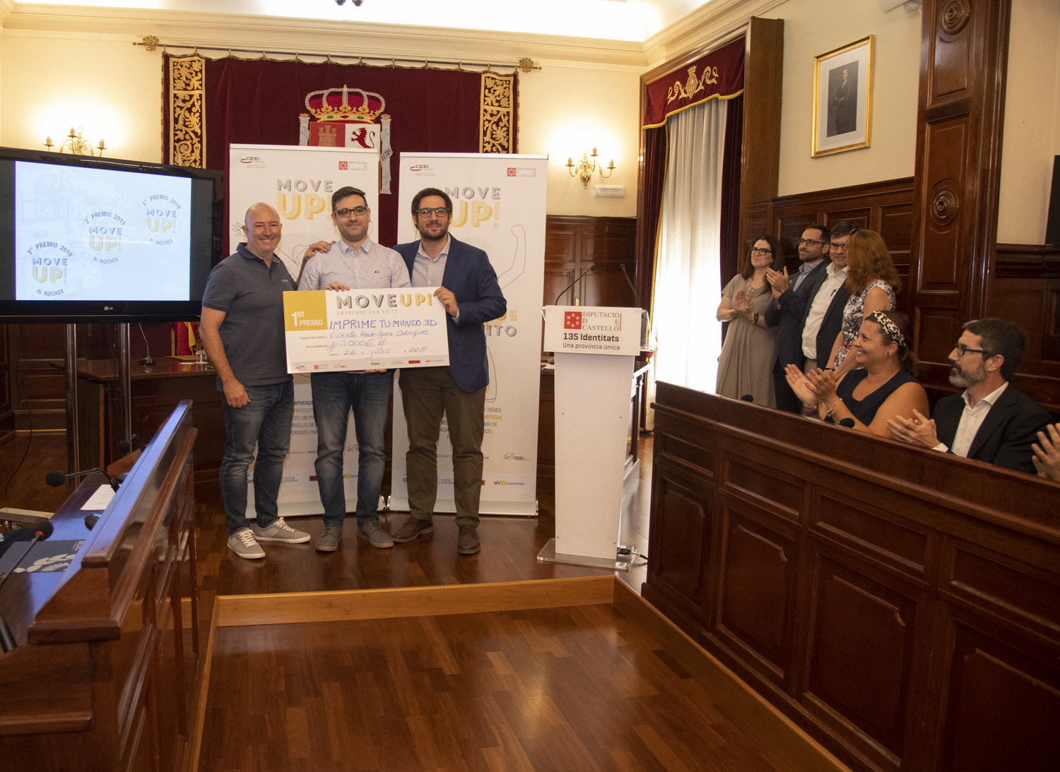 Acto entrega de premios y diplomas MOVE UP! emprende con �xito 2019 (39)[;;;][;;;]