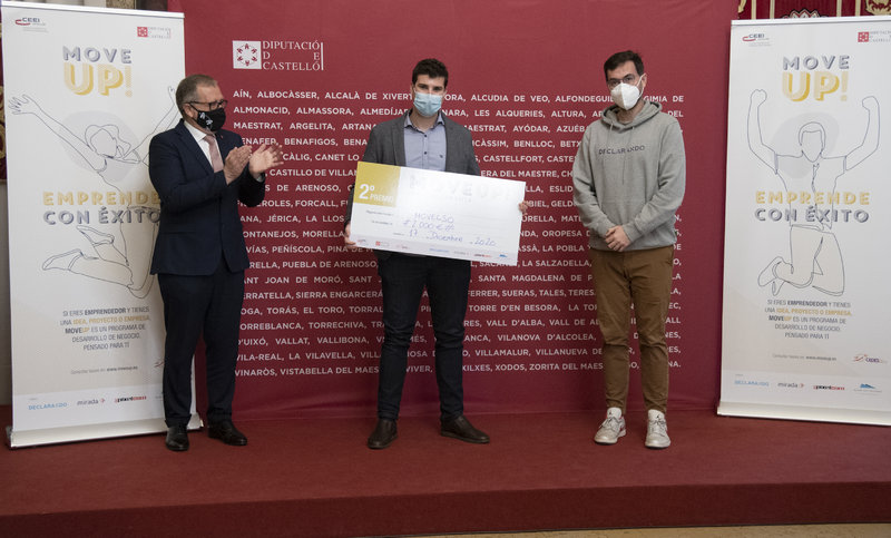 Segundo premio a Ra�l Verd� de Movelso[;;;][;;;]