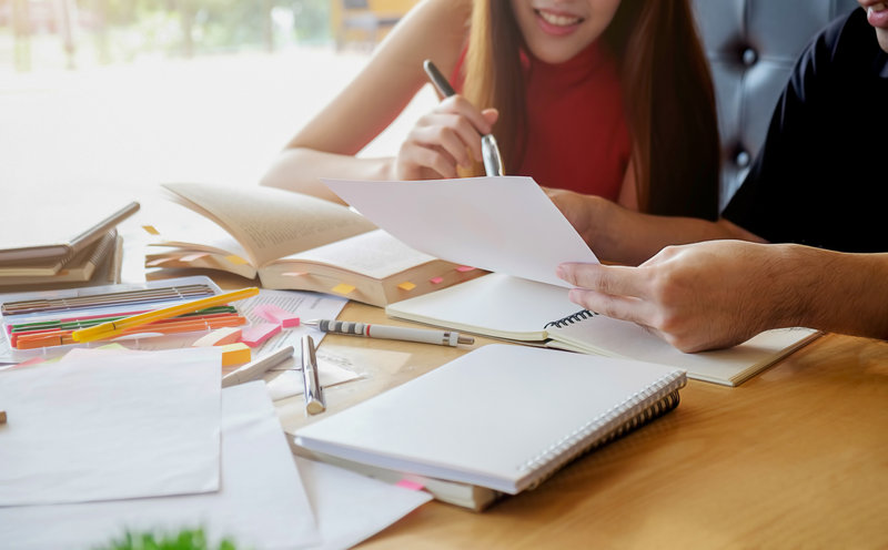 Universidades solicitan cambiar la gram�tica contra el sexismo ling��stico