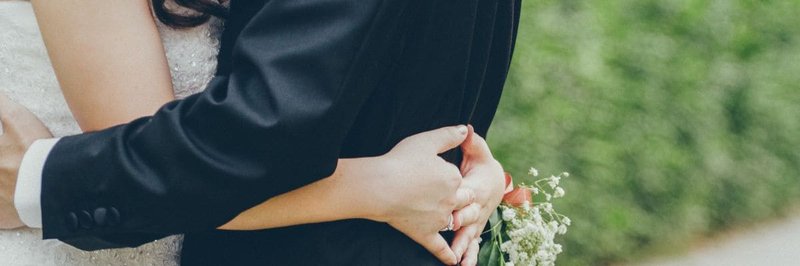 60 frases para felicitar a los novios en su boda